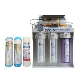 دستگاه تصفیه آب 9 مرحله یو وی دار سی سی کا