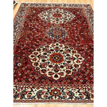 فرش دستبافت بختیار _ابعاد:310*220