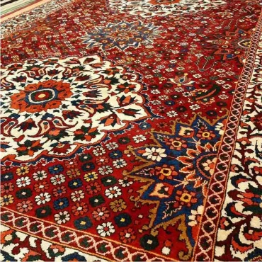 فرش دستبافت بختیار _ابعاد:310*220