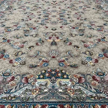 فرش ماشینی کاشان 12 متری 700 شانه نقشه الماس زمینه نقره ای
