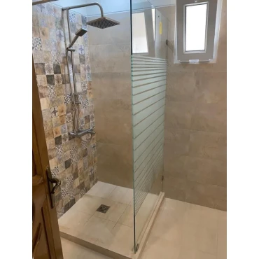 قیمت کابین دوش و پارتیشن حمام نیم فریم