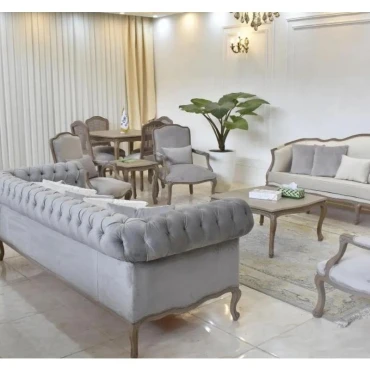 مبل کلاسیک کویین و چستر