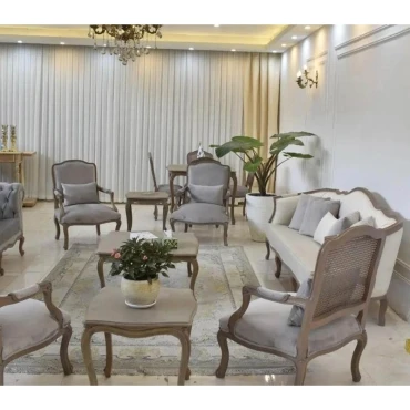 مبل کلاسیک کویین و چستر