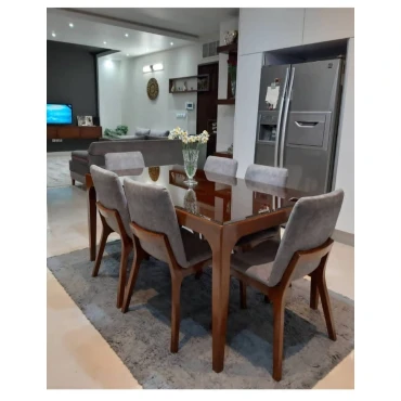 میز ناهارخوری اسپرت