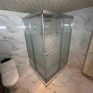 کابین دوش 120×120 فریم دار استیل شیشه طرح دار با سکو
